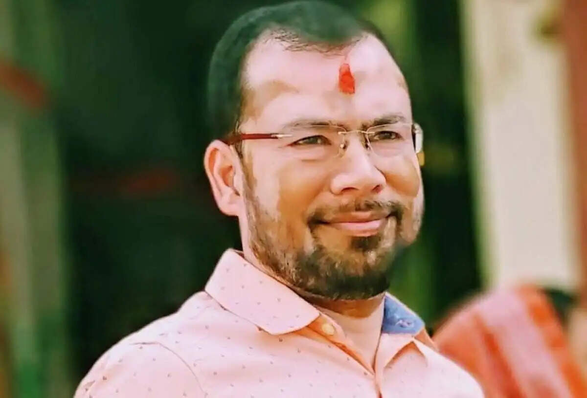 पहलगाम आतंकी&nbsp;हमले&nbsp;में&nbsp;मारे&nbsp;गए&nbsp;छत्तीसगढ़&nbsp;के&nbsp;कारोबारी मिरानिया&nbsp;का&nbsp;शव&nbsp;आज लाया जाएगा रायपुर