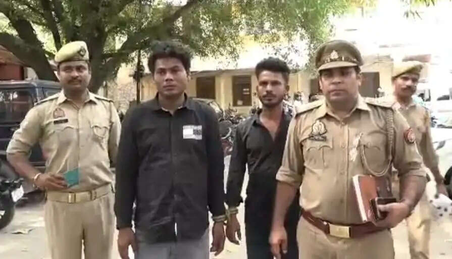 ऑपरेशन व्हाइट पाउडर : 23 किलो गांजे के साथ दो आराेपित तस्कर गिरफ्तार