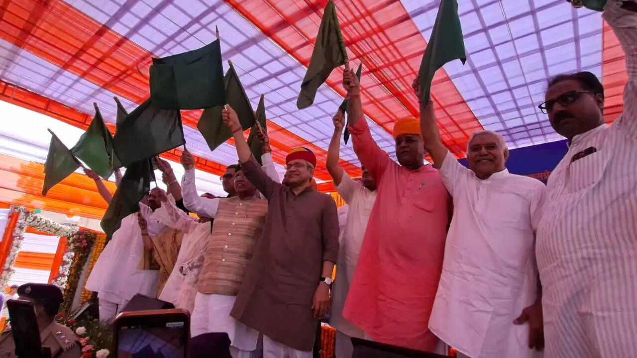 राजस्थान के सीमांत क्षेत्रों को रेल नेटवर्क से जोड़ने पर तेजी से चल रहा काम :&nbsp; रेल मंत्री