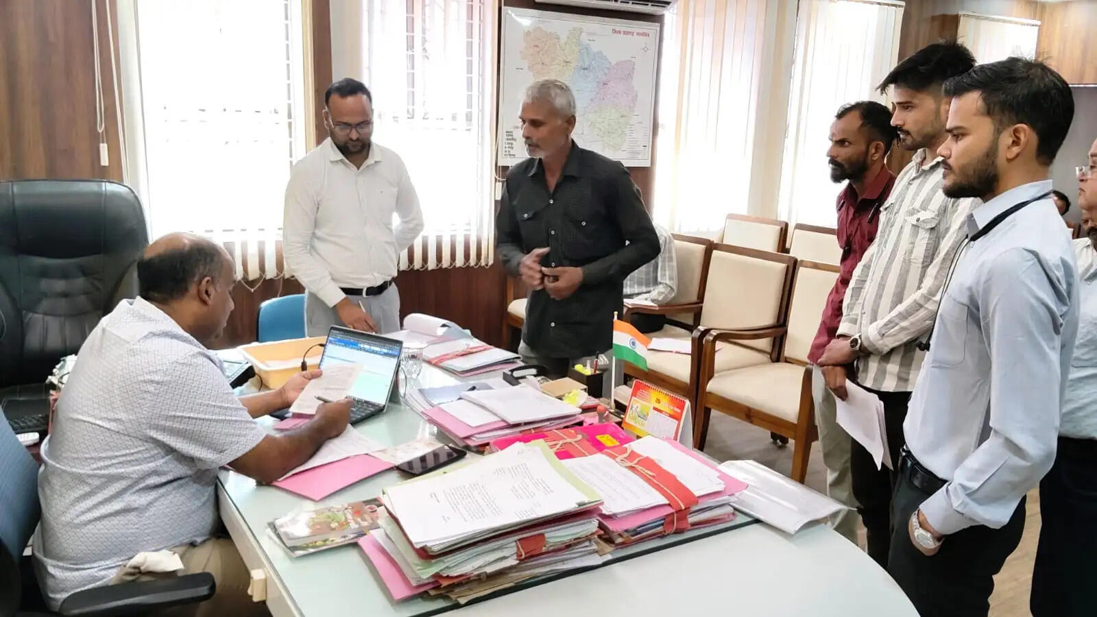 राजगढ़ः कलेक्टर की अनुकरणीय पहल, “संवाद से समाधान” कार्यक्रम बना जनविश्वास का आधार