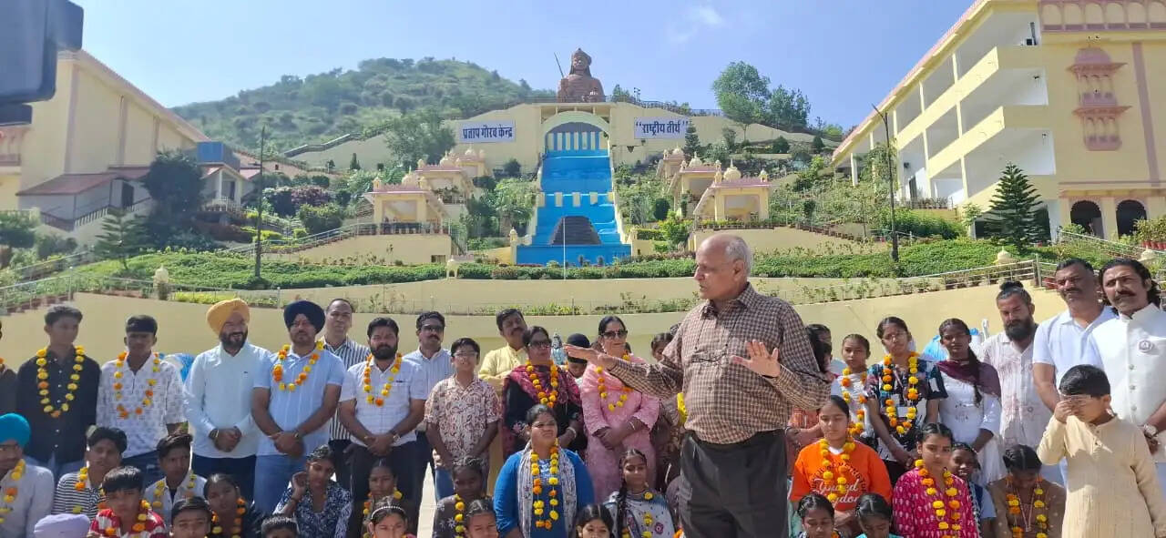पर्यटन स्थल नहीं, अपितु राष्ट्र चरित्र निर्माण का स्थल है प्रताप गौरव केन्द्र — प्रो. बीपी शर्मा
