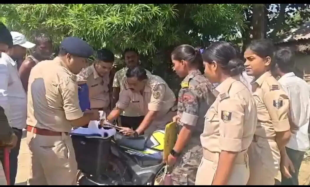 पिपरा में धान के खेत से अधेड़ का शव बरामद, इलाके में सनसनी