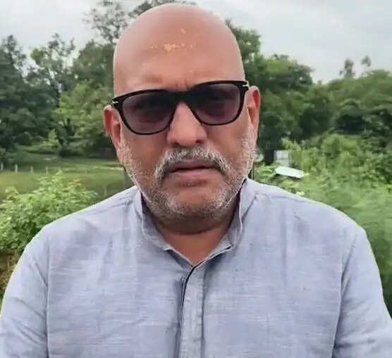 मछली भोज मामले में अजय राय ने दी सफाई, कहा- मैं सनातनी और काशी का वासी हूं