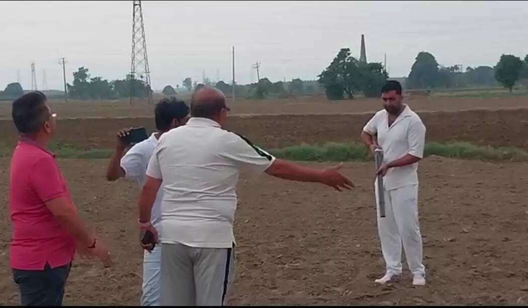 यमुनानगर: कांग्रेस के पूर्व जिला अध्यक्ष ने किसानाें पर लहराई बंदूक, मामला दर्ज