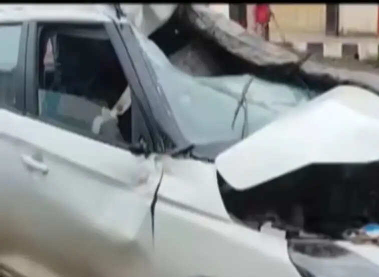 (अपडेट) सड़क हादसे में तीन युवतियों की मौत