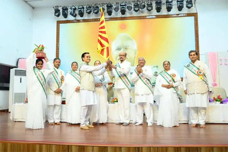 प्रकृति के साथ संतुलन और जल संरक्षण भविष्य की सुरक्षा के लिए आवश्यक : राज्यपाल डेका