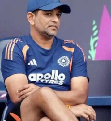 महिला एशिया कप: नकवी से ट्रॉफी नहीं लेने के विवाद पर बोले अमोल मजूमदार, बीसीसीआई के फैसले के साथ हैं