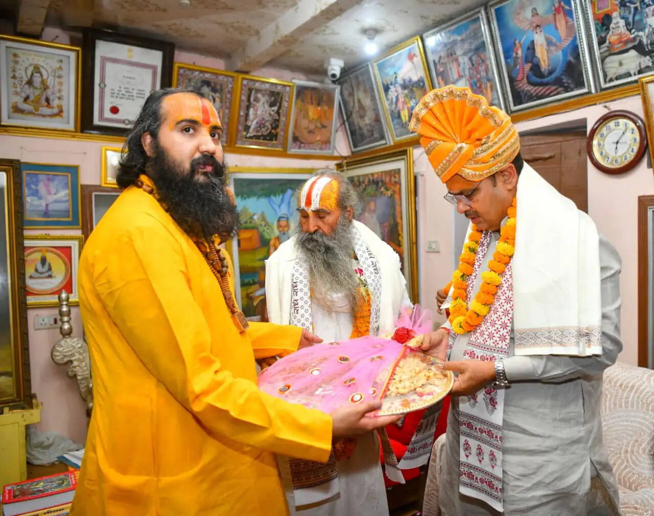 मुख्यमंत्री भजनलाल शर्मा ने शाहपुरा के त्रिवेणी धाम में की पूजा-अर्चना