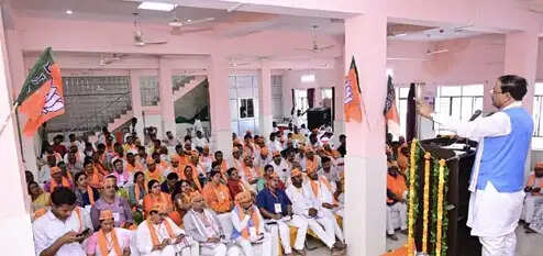कार्यकर्ताओं की मेहनत से 2027 में बड़ी जीत दर्ज होगी : केशव प्रसाद मौर्य