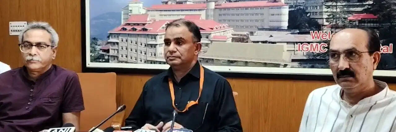 आईजीएमसी शिमला में पहली बार रोबोटिक तकनीक से कैंसर मरीज की सर्जरी सफल, कम खर्च में मिला इलाज
