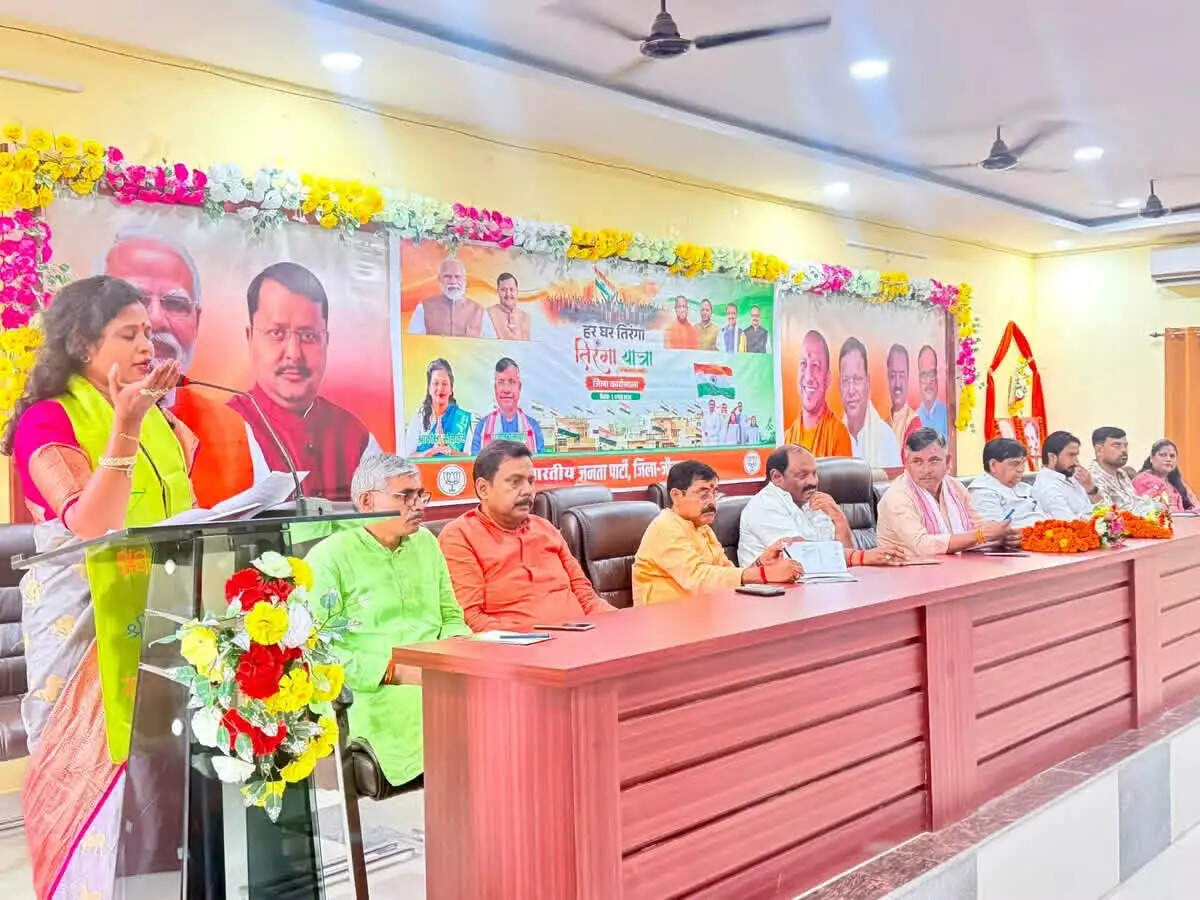 'हर घर तिरंगा' केवल एक अभियान नहीं, राष्ट्रभक्ति का जनोत्सव : आकांक्षा सोनकर