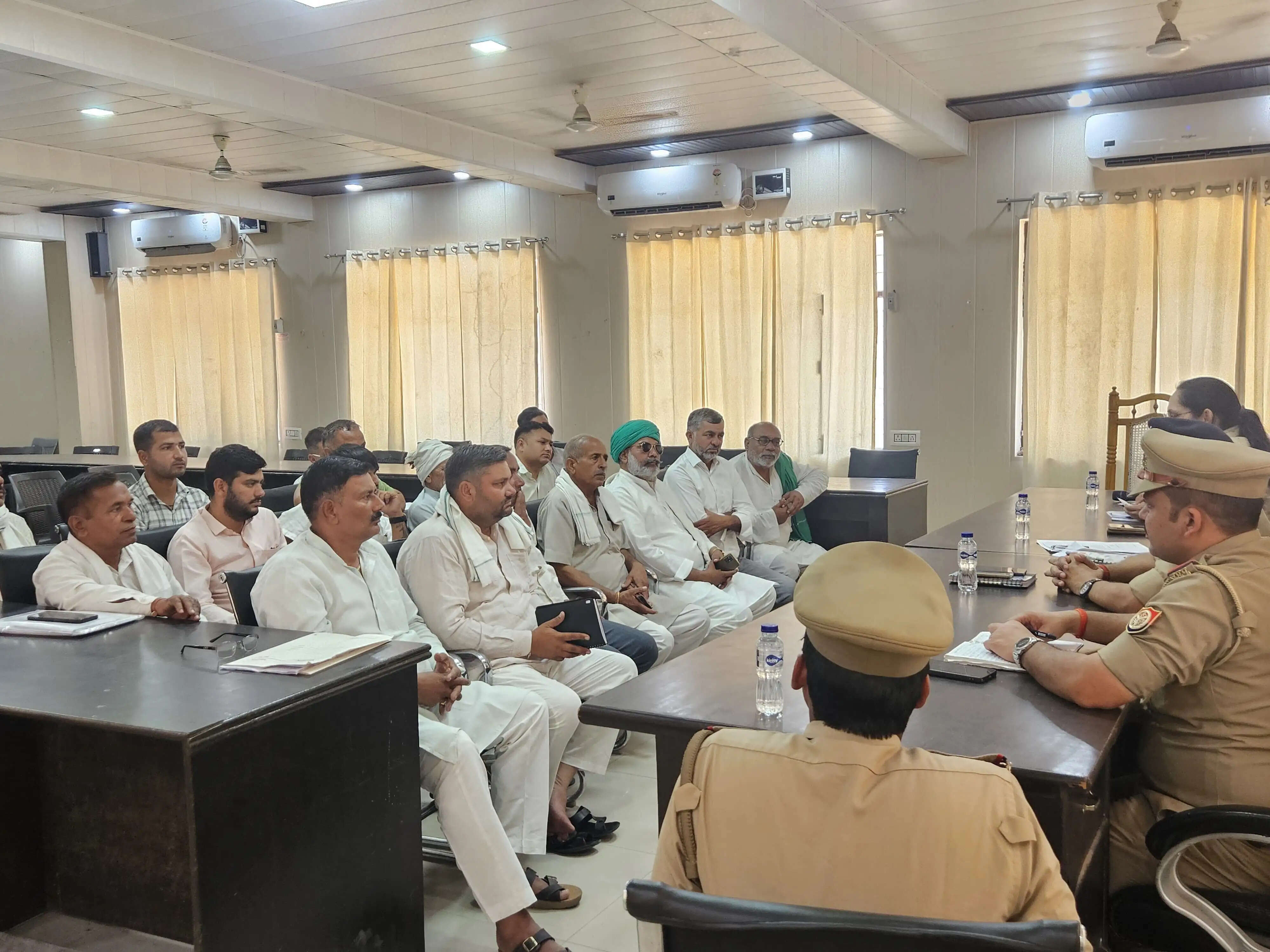 खिरनी प्रकरण में बढ़ते विवाद के बाद जिला प्रशासन ने 145 में कुर्की कर एसडीएम सदर को रिसीवर किया नियुक्त