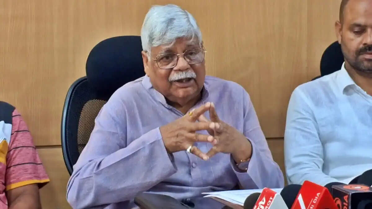 चियांकी हवाई अड्डे को लेकर झारखंड सरकार केंद्र को नहीं भेज रही प्रस्ताव : सांसद