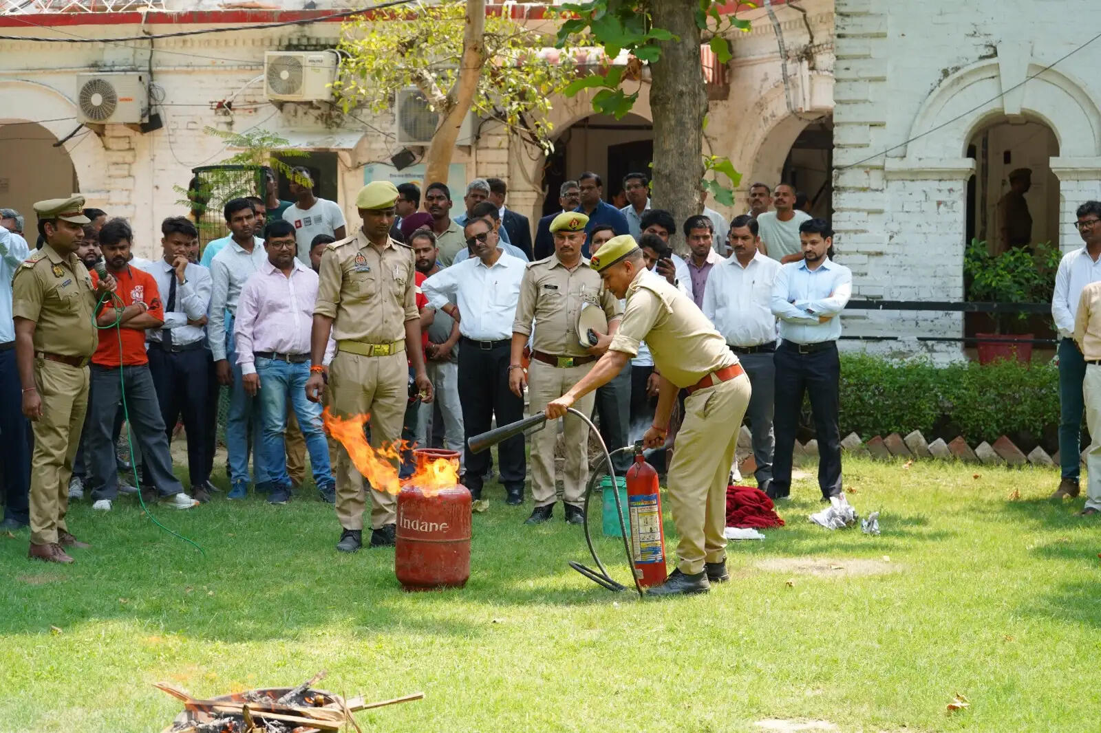 होटल संचालकों को अग्नि सुरक्षा और बचाव के दिए गए व्यावहारिक टिप्स