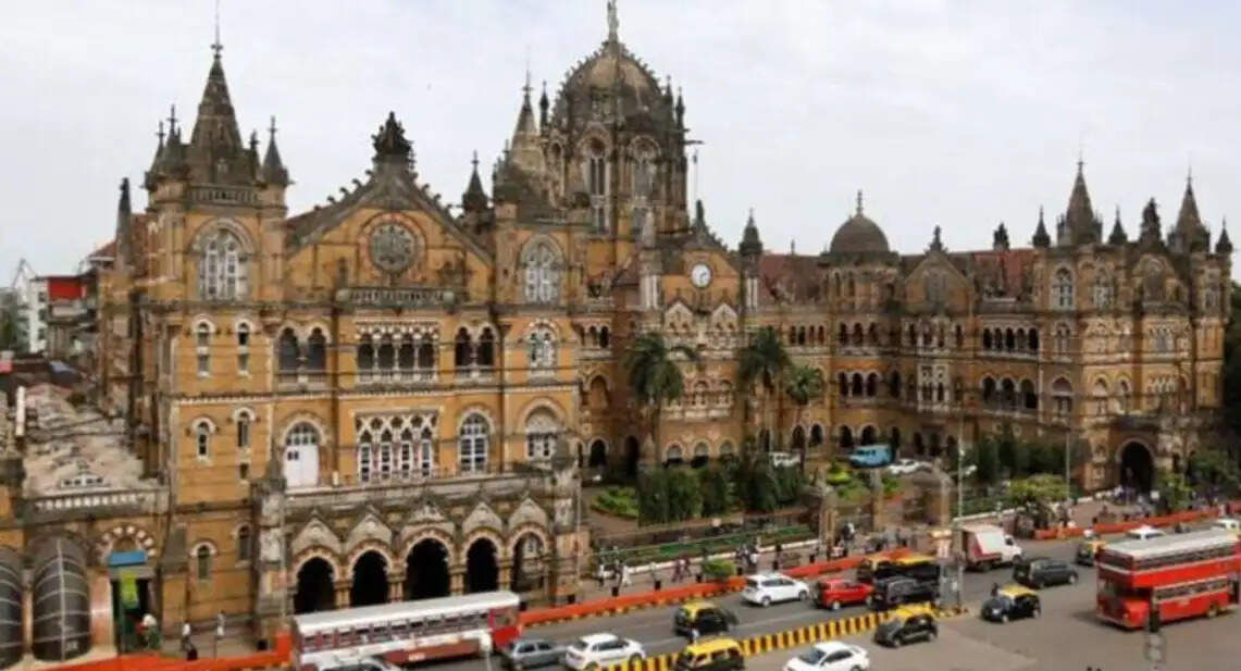 इतिहास के पन्नों में 20 जून : जब आम जनता के लिए खुला मुंबई का प्रतिष्ठित विक्टोरिया टर्मिनस