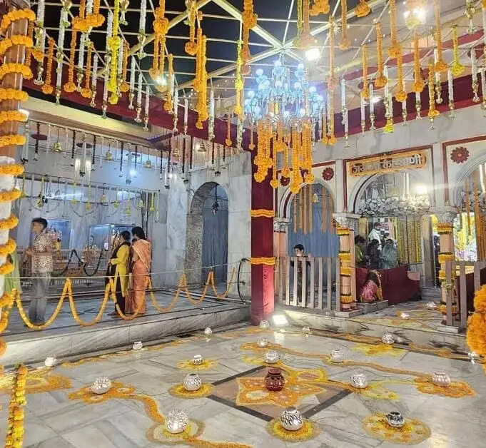 शरद पूर्णिमा पर मां कल्याणी का अलौकिक महाशृंगार, हुई महाआरती