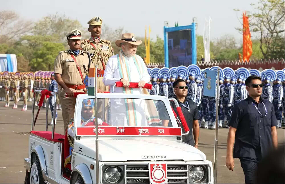 (अपडेट) देश से 2026 तक हमेशा के लिए समाप्‍त हो जाएगा नक्‍सलवाद : शाह