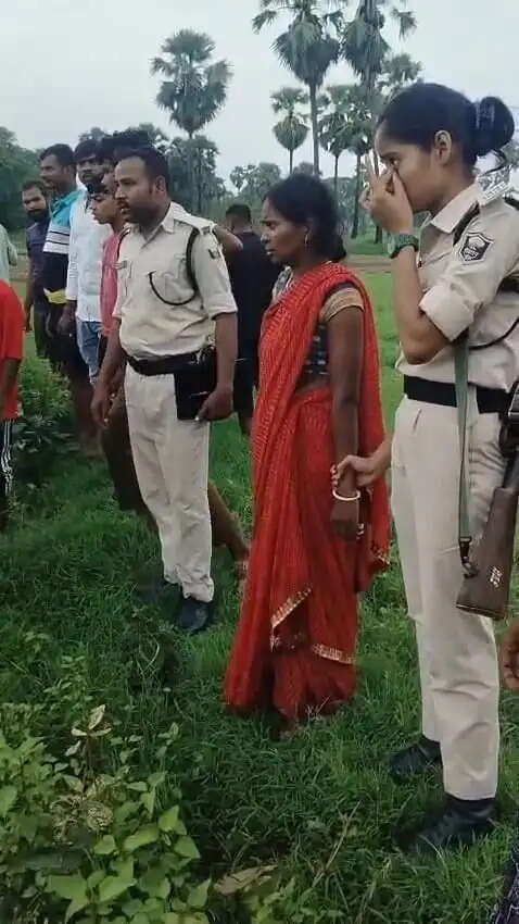 पत्नी पर पति की हत्या का आरोप, मूंग के खेत से शव बरामद; पुलिस जांच में जुटी