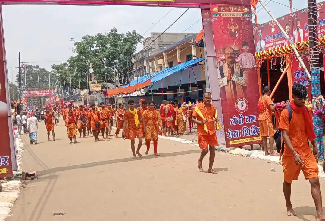 श्रावणी मेला में डाक बम श्रद्धालुओं की संख्या में बढ़ोतरी