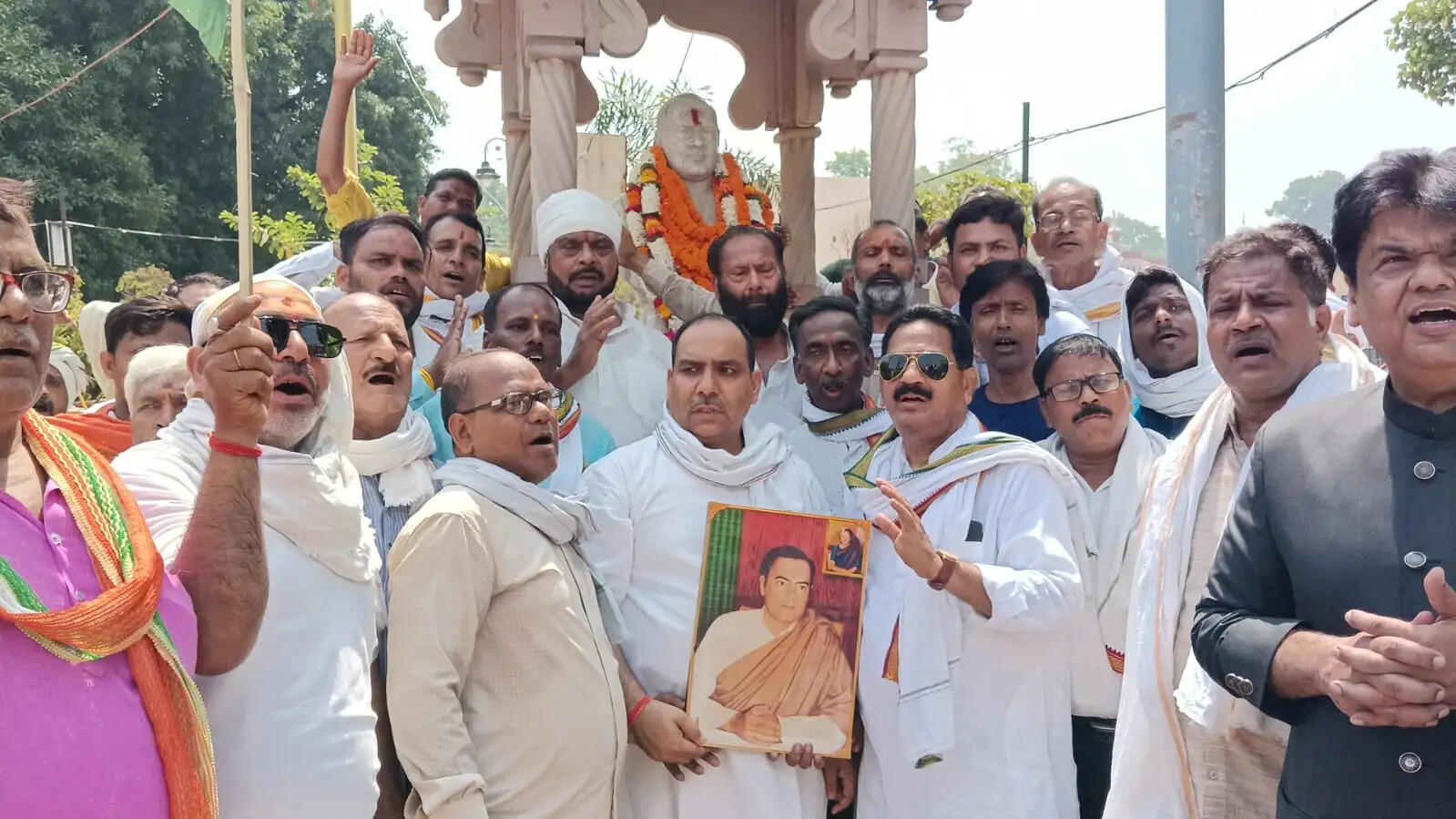 पुण्यतिथि पर भारत रत्न, पूर्व प्रधानमंत्री राजीव गांधी याद किए गए, कांग्रेसियाें ने योगदान को स्मरण किया