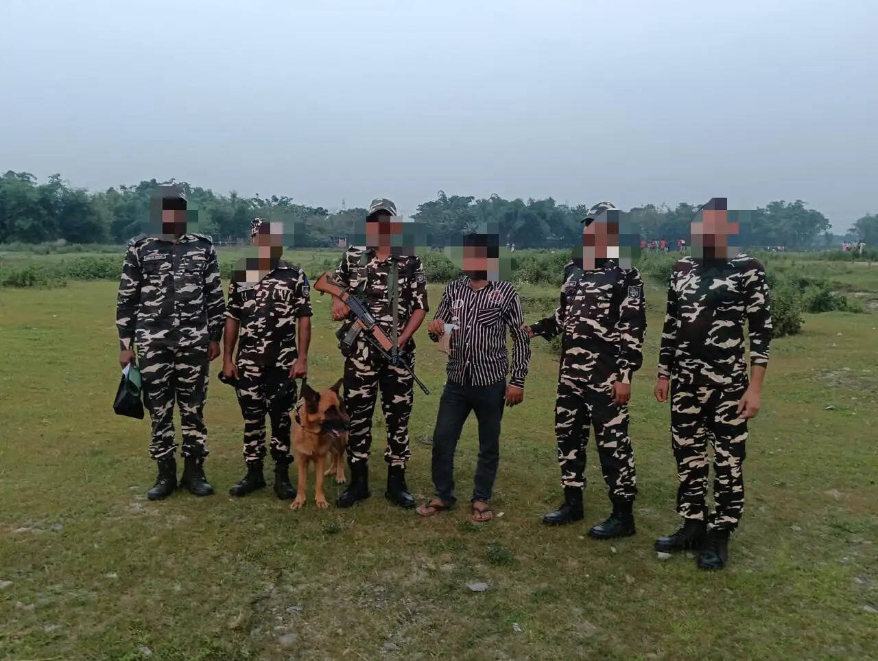 ब्राउन शुगर के साथ एक तस्कर धराया