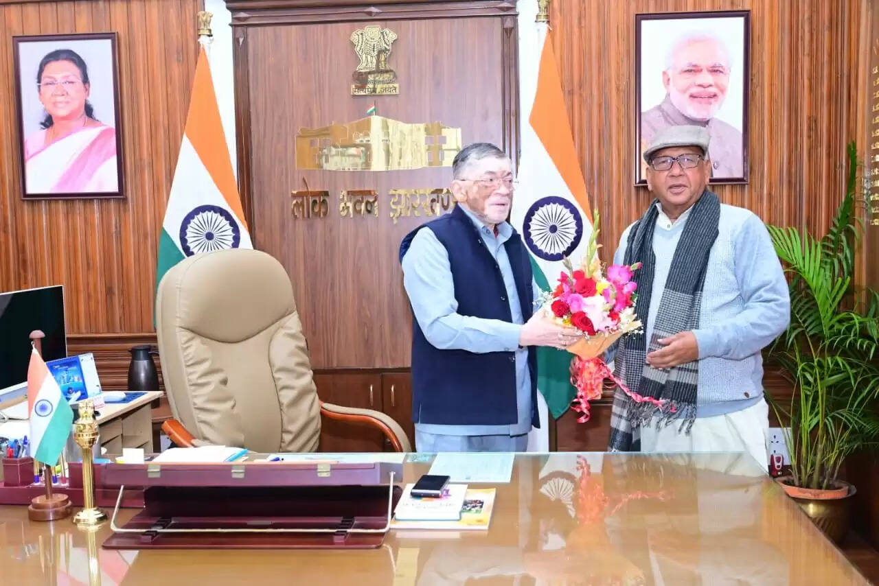 राज्यपाल को सरयू राय ने झारखंड भू-विरासत (जीवाश्म) विधेयक “ का सौंपा प्रारूप