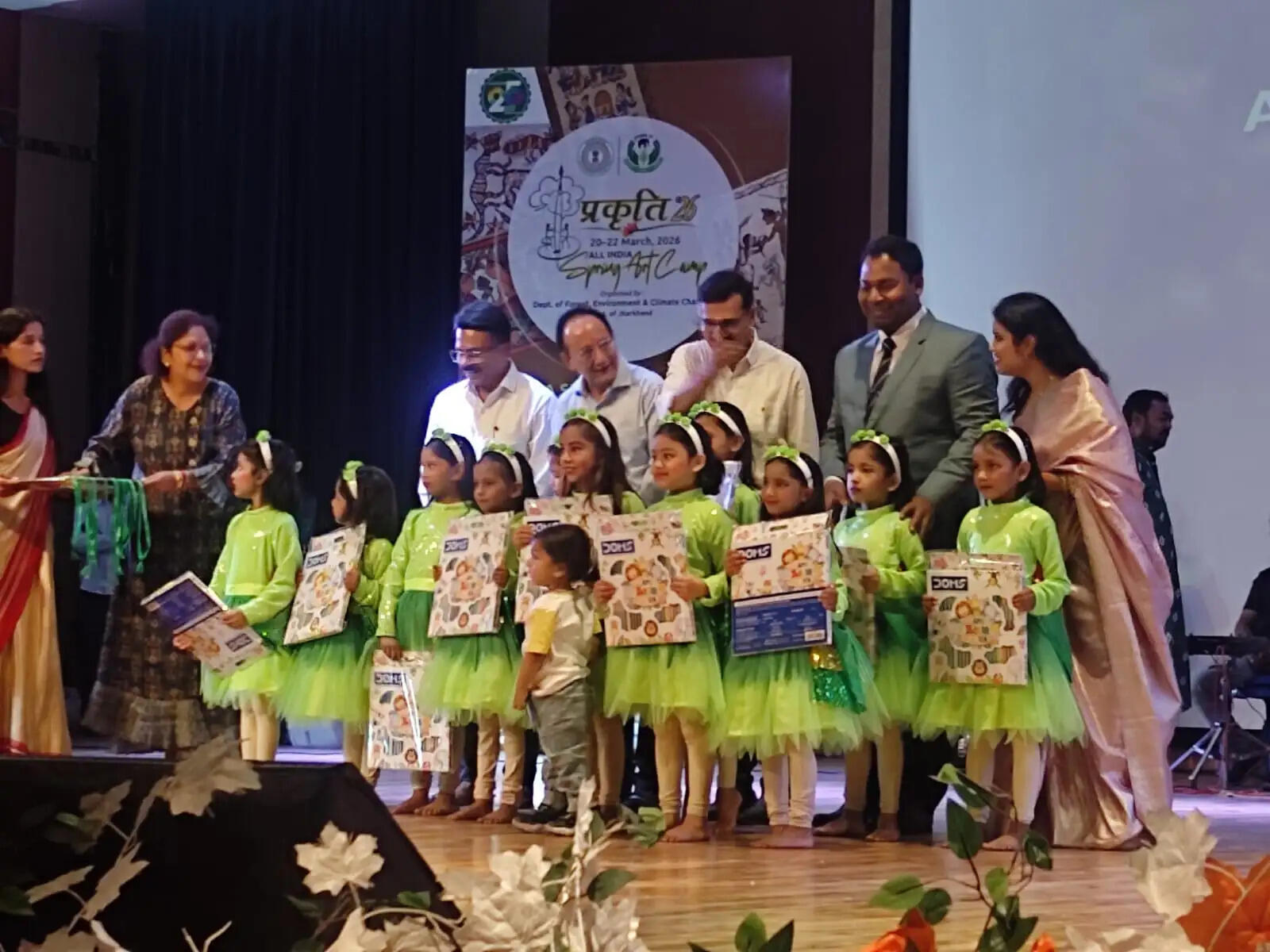 रांची में प्रकृति-2026 का आगाज, बच्चों ने दिया पर्यावरण संरक्षण का संदेश