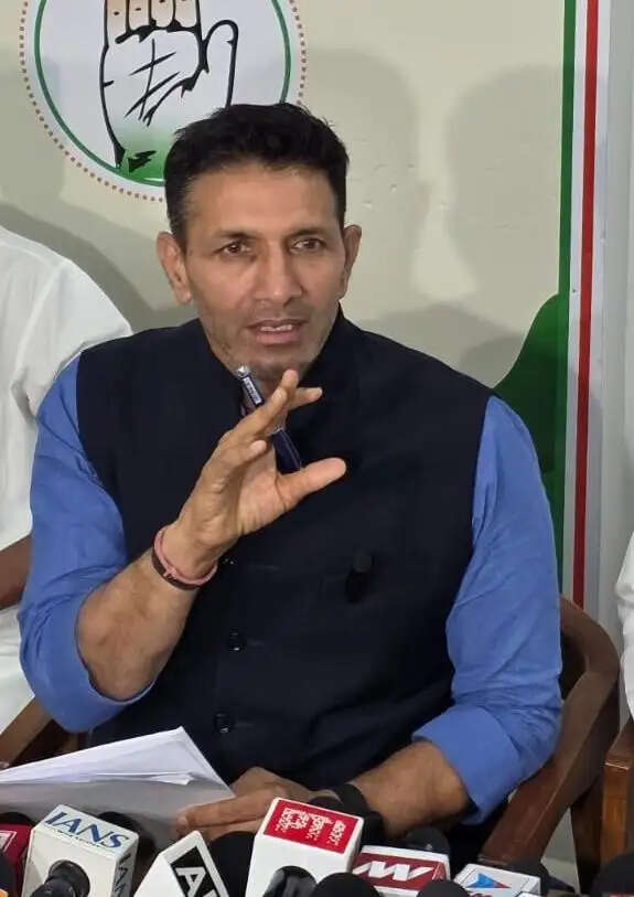 शराब तस्करी और ड्रग्स मामलों को लेकर कांग्रेस ने सरकार को घेरा,&nbsp;जीतू पटवारी ने उच्चस्तरीय जांच की मांग की