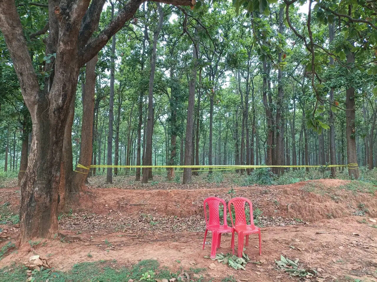 झारखंड : पुलिस-पीएलएफआई उग्रवादियों में मुठभेड़, एरिया कमांडर घायल