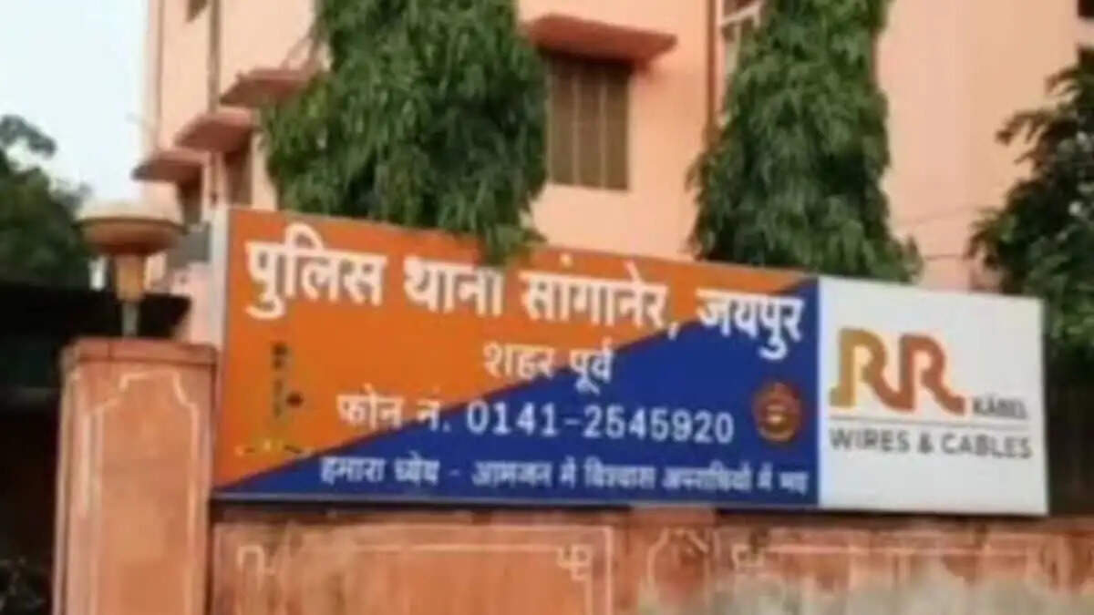 बंदूक की नोंक पर 50 लाख की फिरौती मांगने वाले दो बदमाश चढ़े पुलिस के हत्थे
