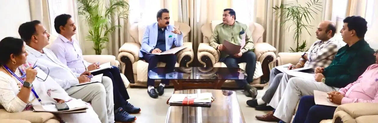 आगामी सत्र की परीक्षाओं में पूर्ण पारदर्शिता और गुणवत्ता जरूरी : डॉ राजेश शर्मा