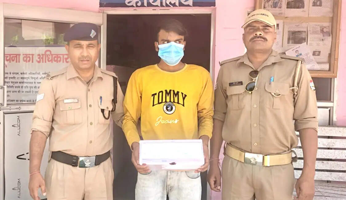101 नशीले कैप्सूल के साथ युवक गिरफ्तार
