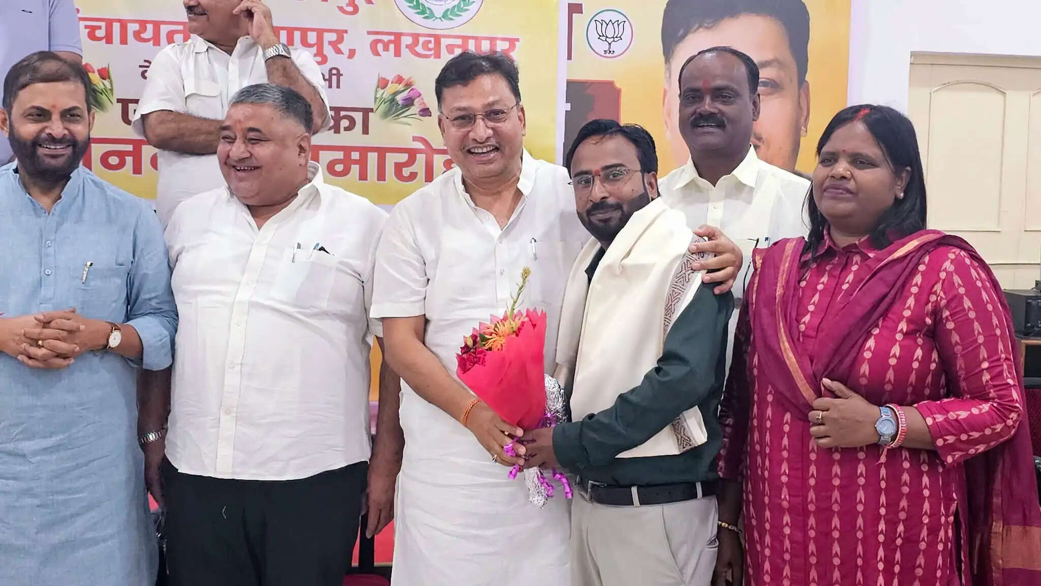 जनता की समस्याओं के समाधान और नगरीय विकास के लिए सदन में आवाज़ बुलंद करें एल्डरमैन : राजेश अग्रवाल