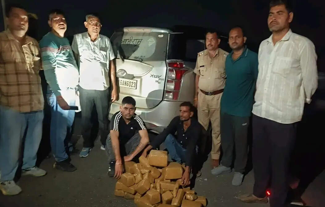 कार के गुप्त बॉक्स में छिपा रखा था 47 किलो गांजा