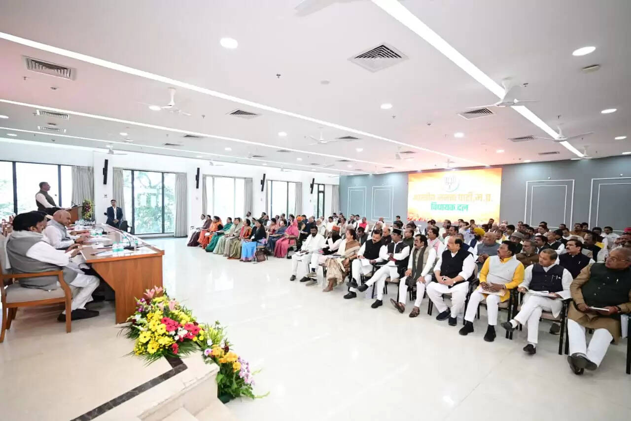 जनता तक पहुंचाएं बीते दो सालों में प्रदेश में हुए विकास कार्या का लेखा-जोखा- डॉ. मोहन यादव