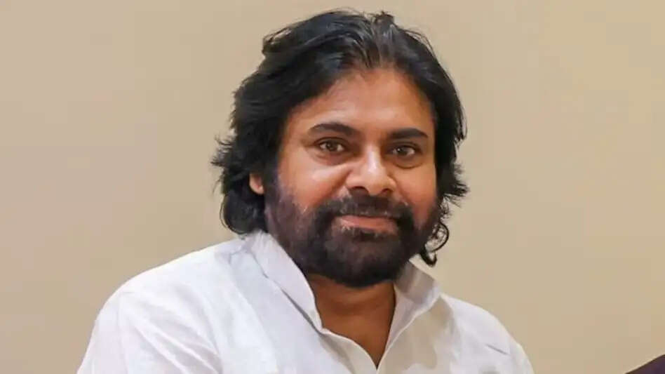 'पेड्डी' की रिलीज से पहले पवन कल्याण ने उठाए इंडस्ट्री से जुड़े मुद्दे