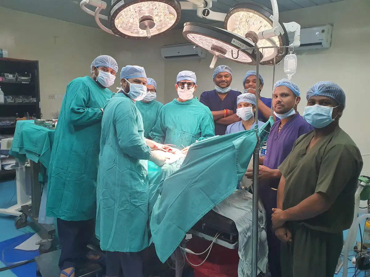 छग&nbsp;के&nbsp;अंबेडकर अस्पताल का कीर्तिमान, 20 दिन में नाै और दो माह में 13 लोबेक्टॉमी सर्जरी