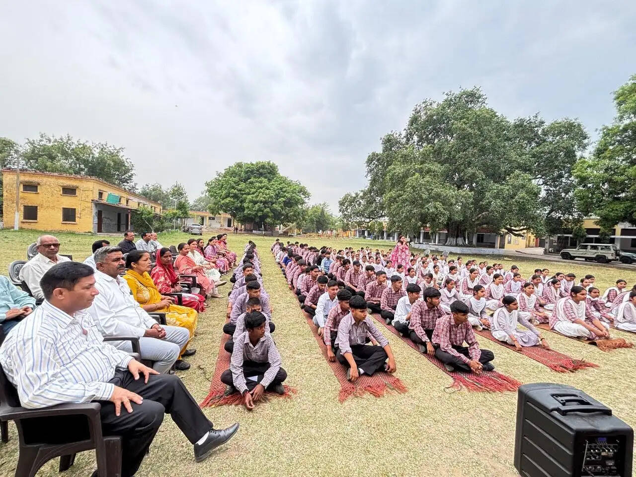 हीरानगर स्कूल में मेधावी छात्रों का सम्मान, 83 विद्यार्थियों को मिला अवॉर्ड