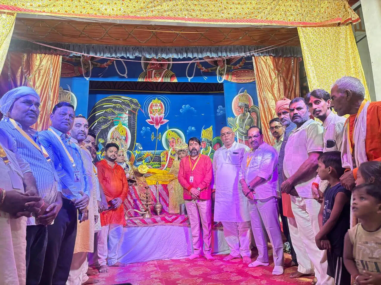 आरती के साथ रामलीला महोत्सव का शुभारंभ, पहली प्रस्तुति रही नारद मोह