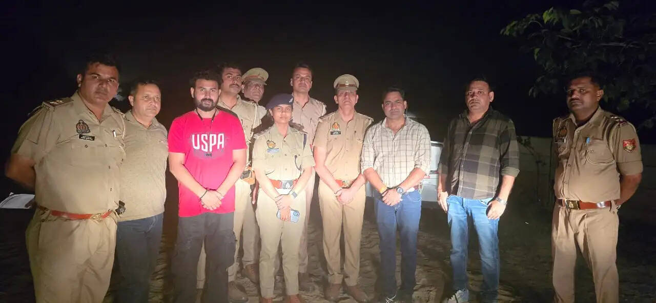 यमुना एक्सप्रेसवे के महिला हत्याकांड का खुलासा, मुठभेड़ में दो आरोपित घायल, गिरफ्तार