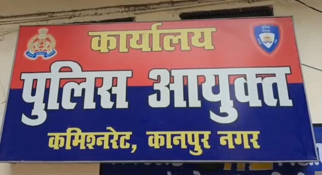 कोर्ट मैरिज के बाद परिजनाें के साथ हाे लिया पति, महिला ने ससुरालियों पर फ्लैट कब्जाने का लगाया आरोप