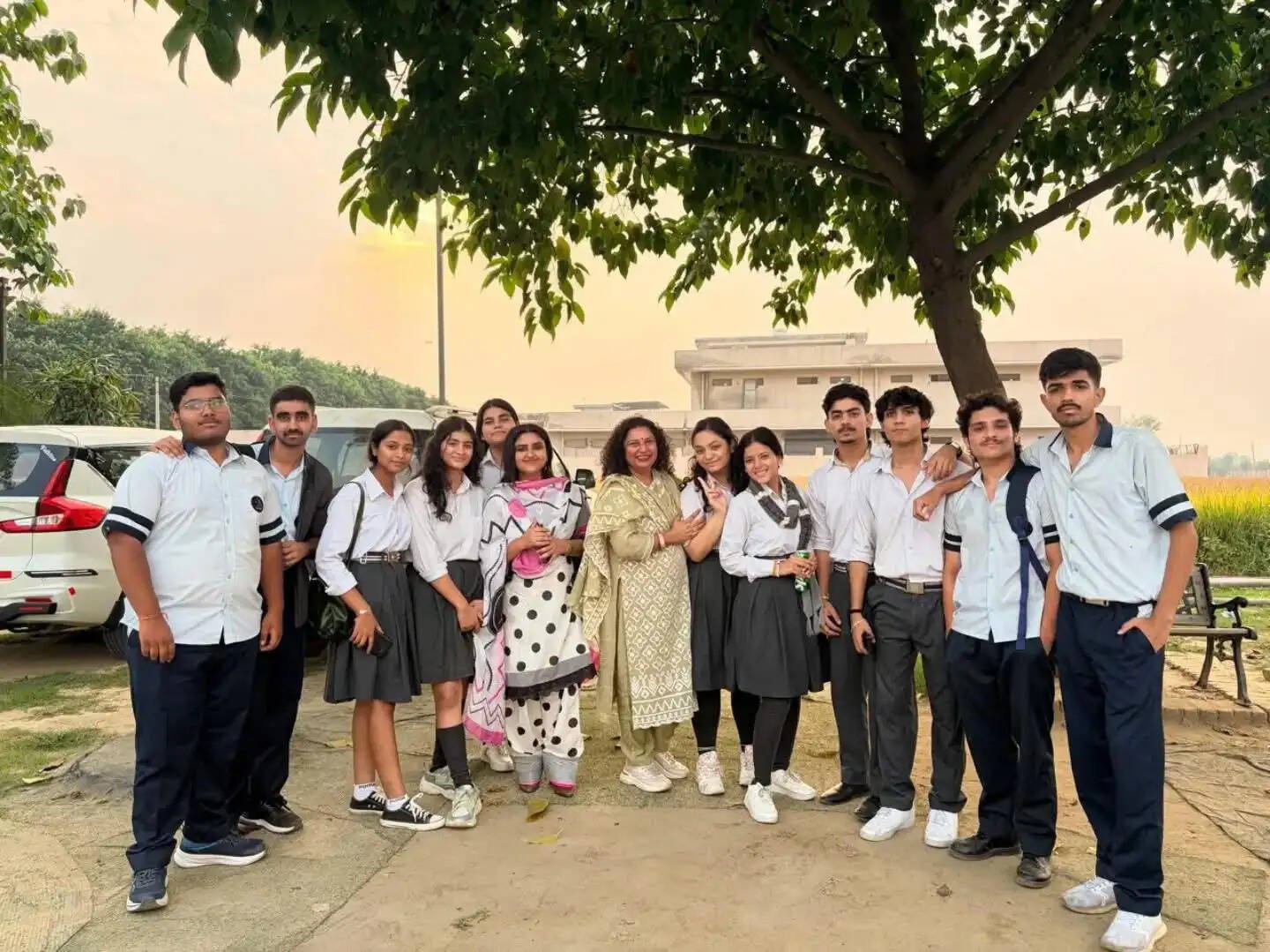 टाइनी स्कॉलर्स स्कूल के विद्यार्थियों ने जालंधर के वंडरलैंड में उठाया पिकनिक का आनंद