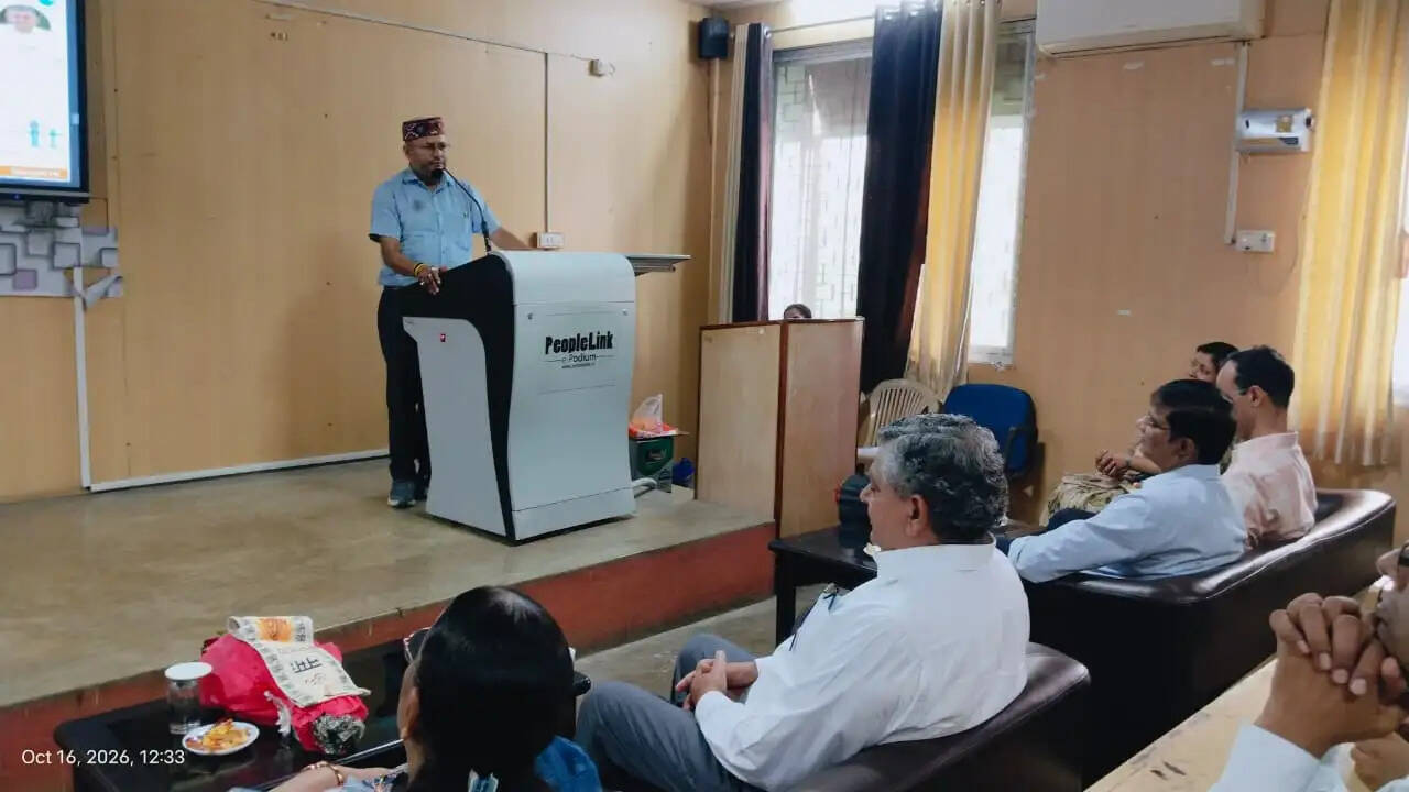 स्टार्टअप योजनाओं से जुड़कर युवा जल्द धरातल पर उतारें अपने विचार : प्रो. आनंद कुमार त्यागी