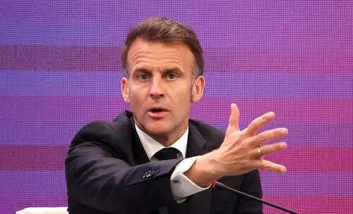 अमेरिका&nbsp;और&nbsp;चीन काे&nbsp;अपना&nbsp;'जागीरदार' न बनाएं दुनिया भर के देश&nbsp;:&nbsp;इमैनुएल मैक्रों