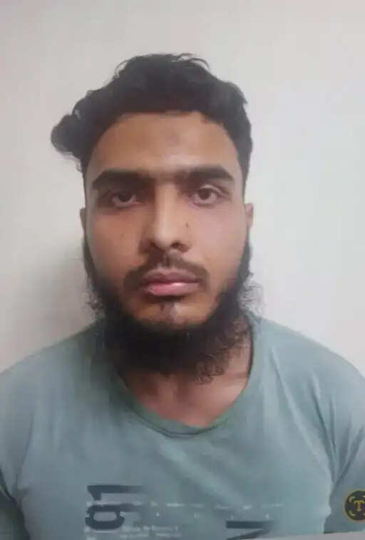 आईएसआईएस विचारधारा का प्रचार करने वाले वाले युवक को पकड़ा