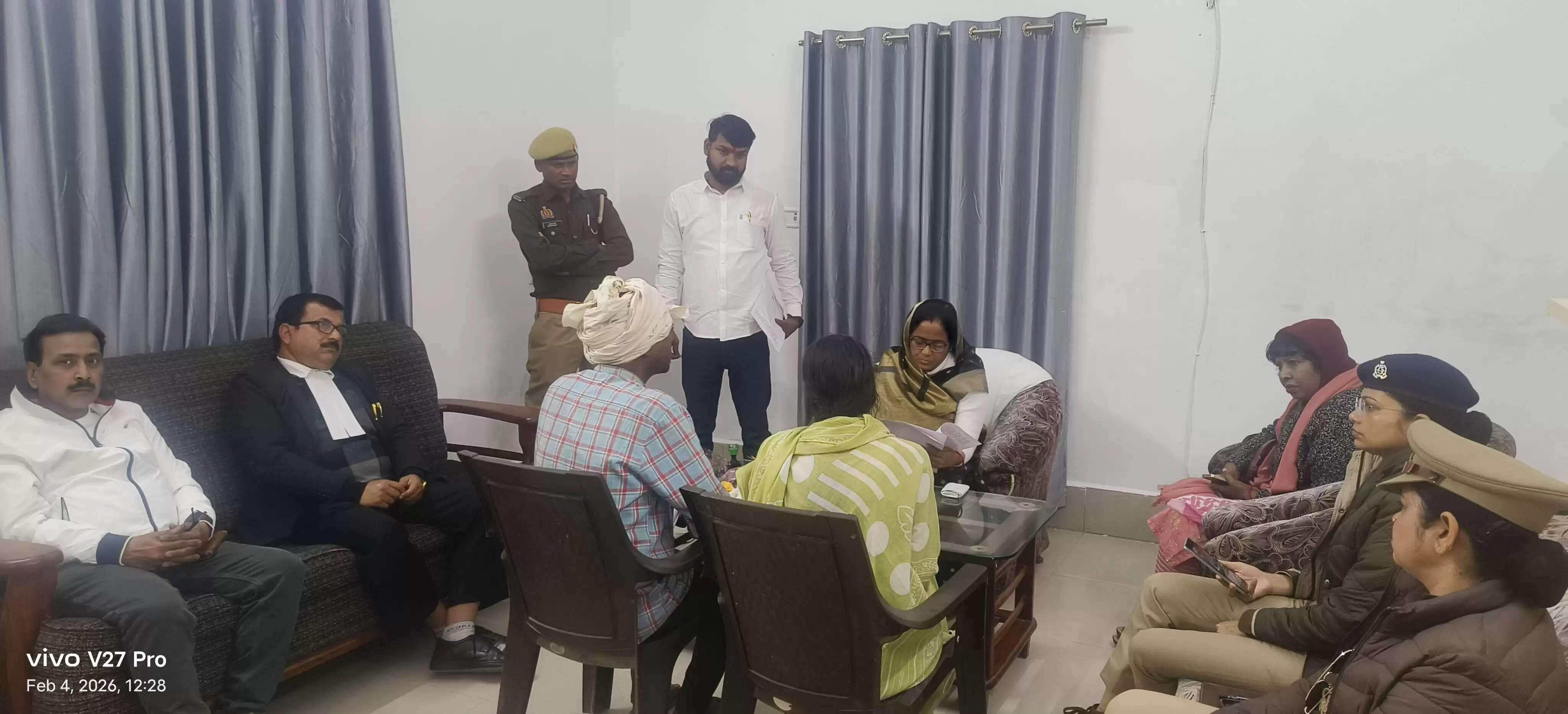 महिला उत्पीड़न के मामलों में हाे त्वरित कार्रवाई : गीता बिंद