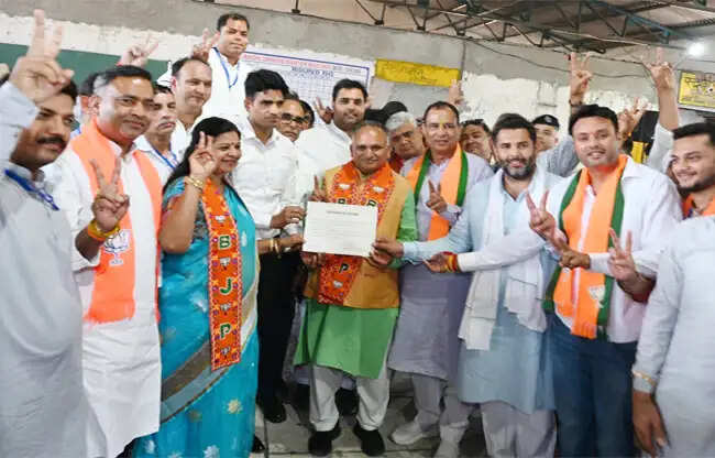 सोनीपत: भाजपा की जीत का जश्न जुलूस निकाला चारों ओर कमल ही कमल