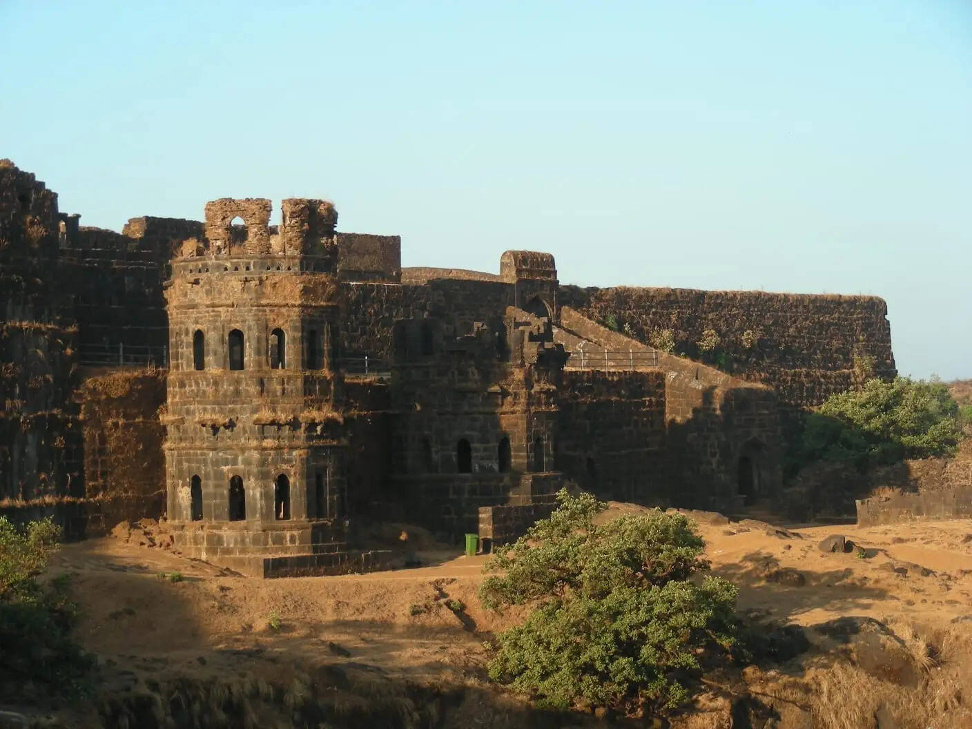 मराठों की शान ऐतिहासिक रायगढ़ दुर्ग को राष्ट्रीय दर्जा मिले