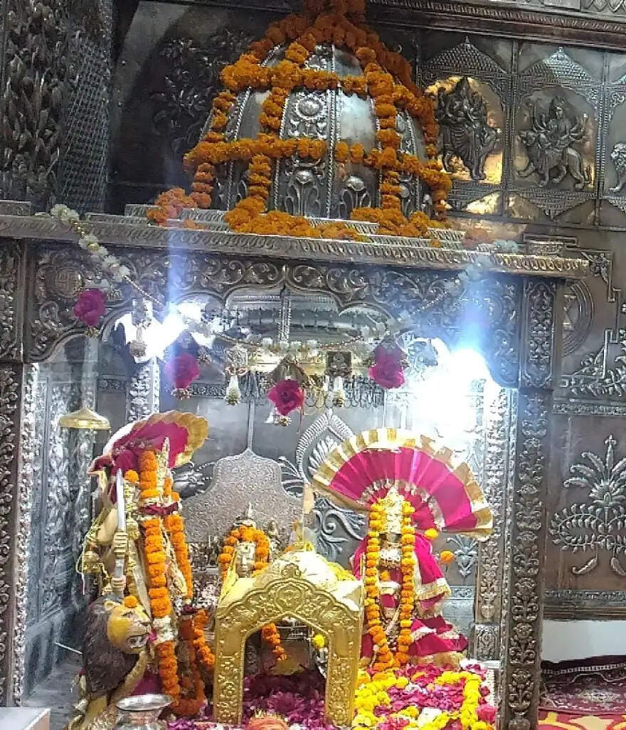 त्रिलोकपुर, चंद्र ग्रहण के चलते 3 मार्च को दिन भर बंद रहेंगे माता बाला सुंदरी के कपाट