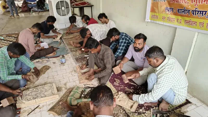 मप्र के शहडोल के हस्तशिल्प कारीगरों को मिलेगा नया बाजार, ऑनलाइन पोर्टल पर उपलब्ध होंगे उत्पाद
